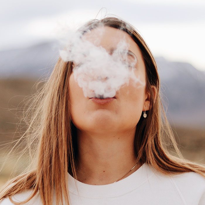 smoking eye health 2023 700 Blue Stone Hills Dentistry