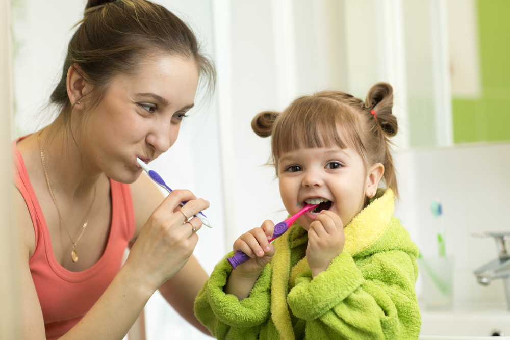when should you start brushing your baby’s teeth?